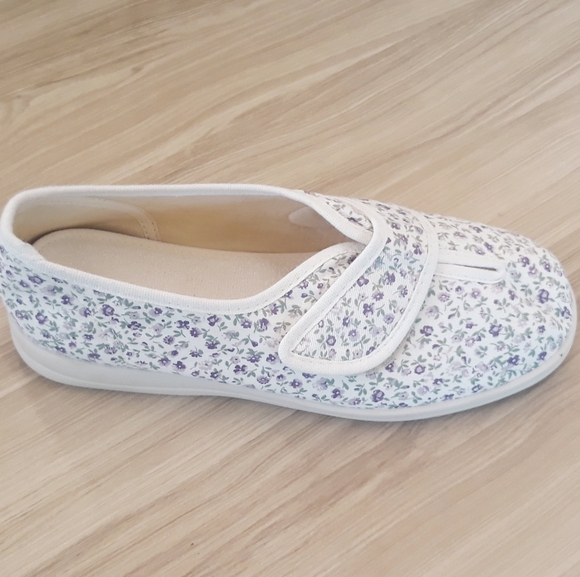 CosyFeet Sally Touch-Fastening Slipper-Shoe - UK 7 / US 9 / 10" Insole - Picture 2 of 13